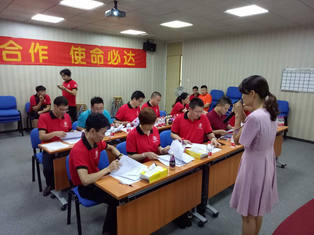 牛商爭霸初賽現場